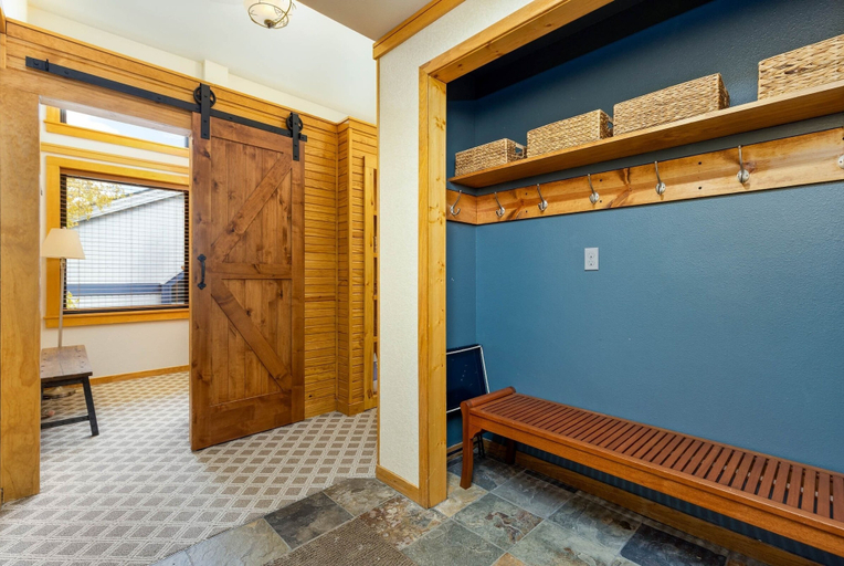 Interior 5, Keystone Ski Resort CO - Slopeside Lodging, Summit