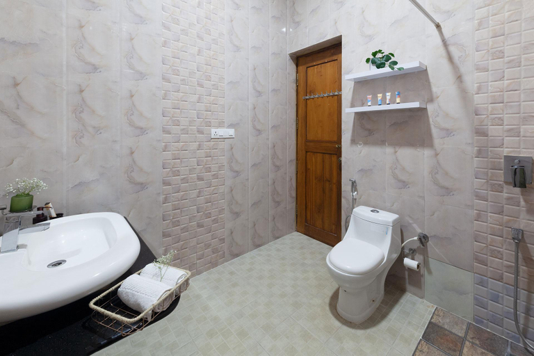 Bathroom 3, StayVista at Bask In The Greens, Kodagu