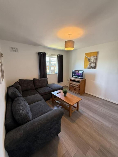 Others 5, Newcastle Townhouse