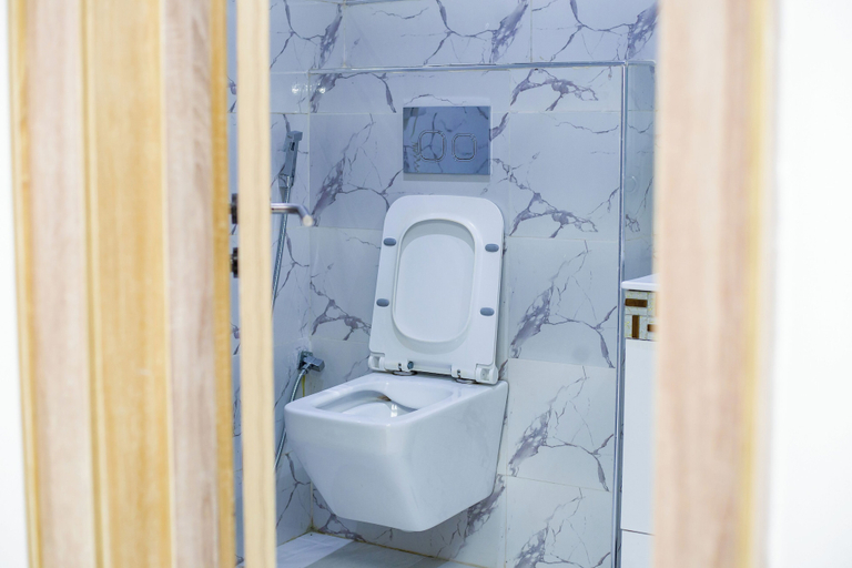 Bathroom 4, OTI RESORT, Ikpoba-Okha