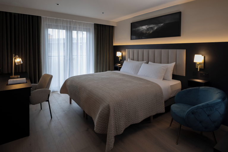 Bedroom 5, House 15
