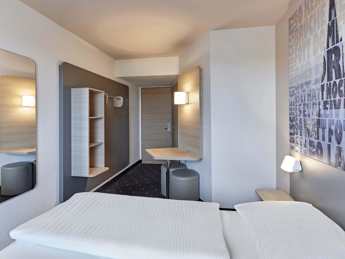 Bedroom 5, B&B Hotel Köln-West, Köln