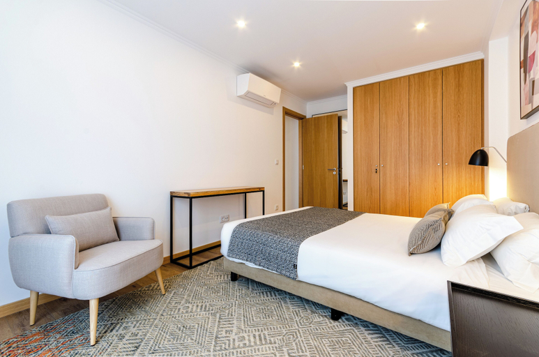 Bedroom 2, Morais Soares 131, Lisbon