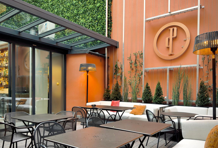 Food & Drinks 5, Perpetual Elysee Montaigne, Paris
