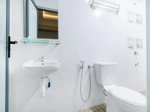 Bathroom 5, HP Hope Hotel, Johor Bahru
