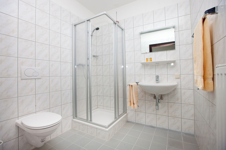 Bathroom 4, Naturhotel Schloss Kassegg, Liezen