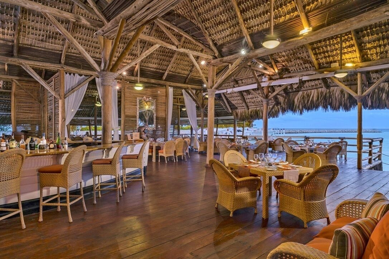 Room 4, Lagos 28 - Modern Villa With Amazing Lake Views, Salvaleon de Higuey