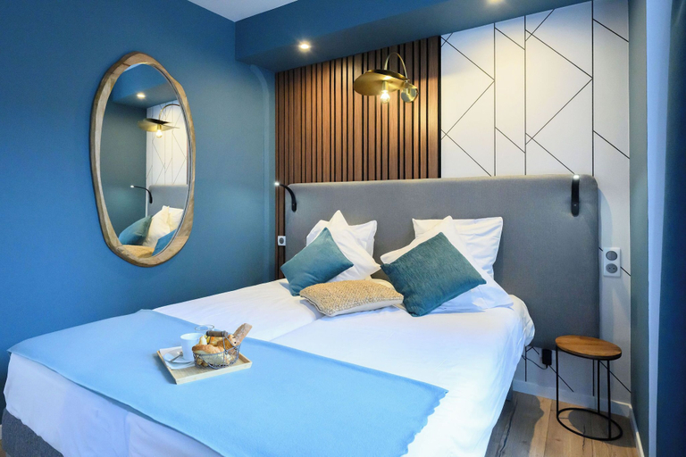 Bedroom 4, L'esplanade, Loire-Atlantique