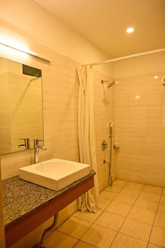 Bathroom 4, Lemon Park Hotel, Nainital
