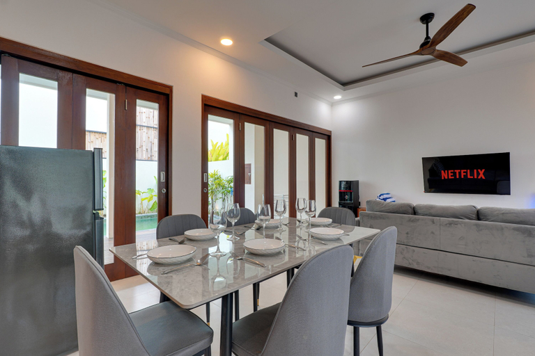 Dining 3, Villa Cherry La Vie - Seminyak, Badung