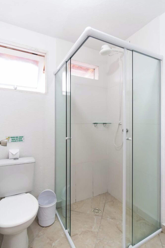 Bathroom 4, Pousada Recanto das Palmeiras Itagua - Ubatuba, Ubatuba