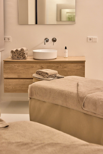 Bathroom 5, Hotel Bendinat, Baleares
