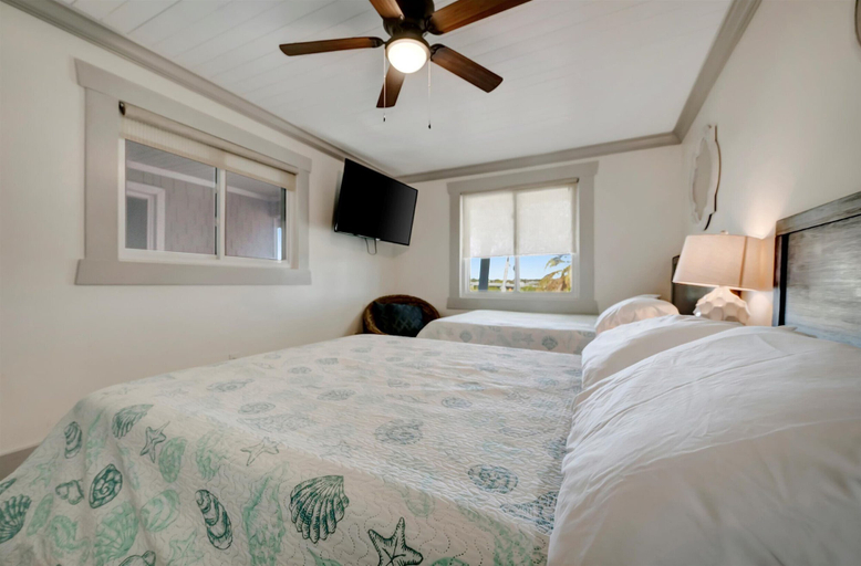 Room 1, IRB Shore Haven, Pinellas