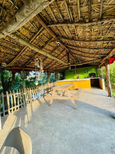 Food & Drinks, Rincon San Jeronimo, Tamasopo
