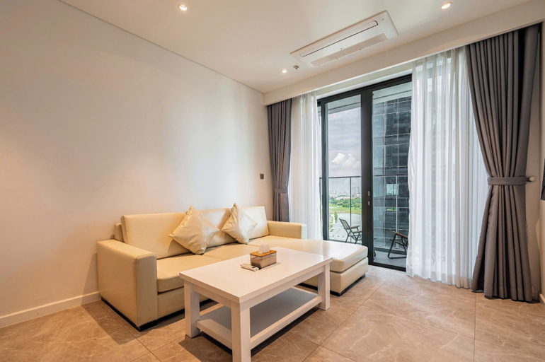 City view 3, The CREST Premier Residence, District 2