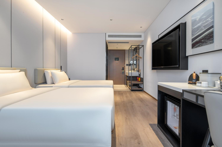 Bedroom 2, Atour Hotel Zhuhai Jinwan Airport, Zhuhai