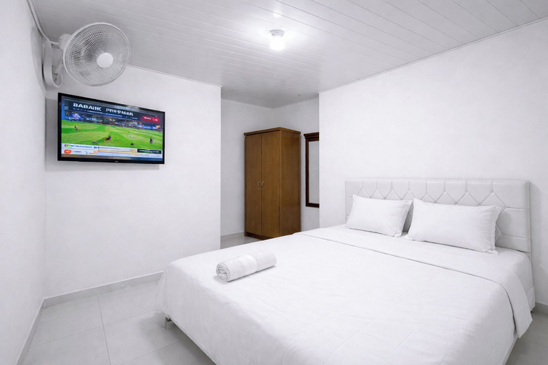 Room 5, Alma Guest House Syariah, Tasikmalaya