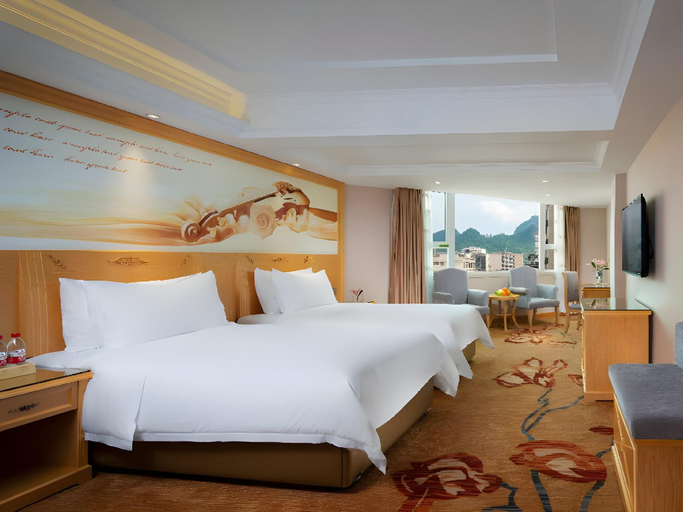Bedroom 2, Vienna Hotel Guangxi Hezhou Guposhan Suifeng, Hezhou
