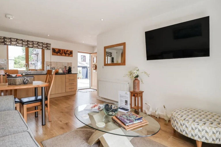 Room 2, Whitsand Cottage in Cornwall, Cornwall