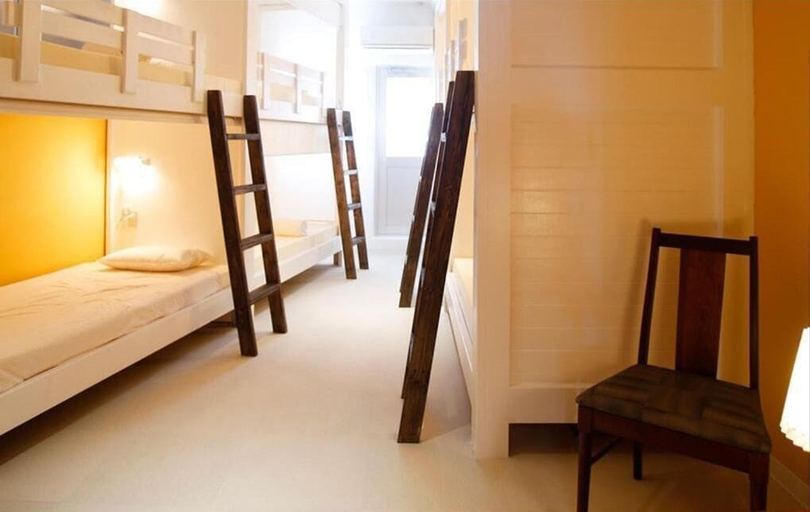 Room 5, LANAIHOTEL & DORMITORY, Naha