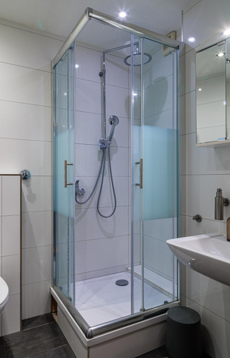 Bathroom 3, 3-Room Apartment near Duesseldorf/Essen, Duisburg