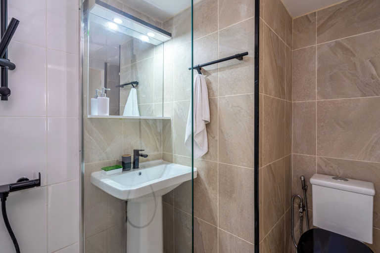 Bathroom 4, Mufasa Studio & Terrace in Larnaca, Larnaca