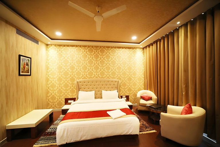 Bedroom 2, Hotel Panchsheel, Faizabad