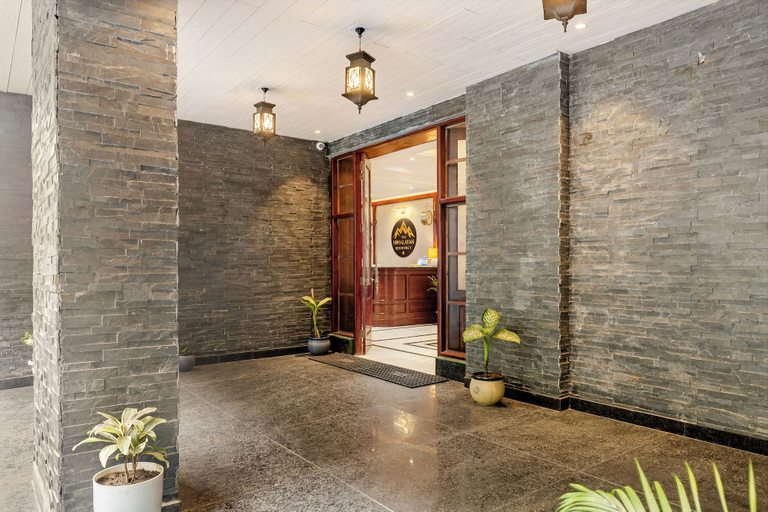 Lobby 2, The Himalayan Residency, Shimla