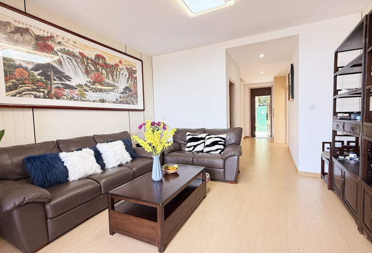 Living area 2, Lakefront 3BRM Holiday Villa in Kunming, Kunming