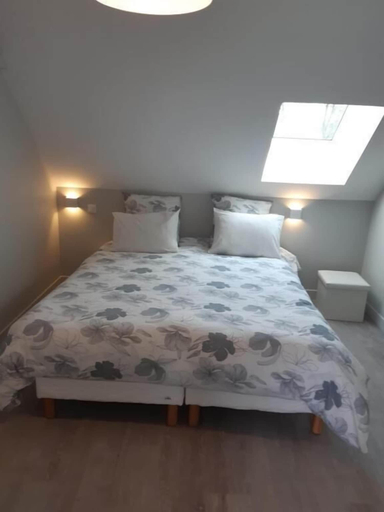 Bedroom 3, Oh Fleurs des Champs, Loir-et-Cher