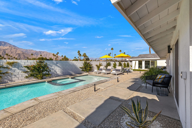 Others 5, Casa del Sol- Modern Paradise w Pool and Casita, Riverside