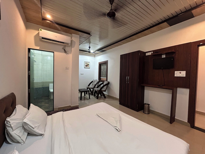 Room 4, Hotel RV Palace, Gorakhpur