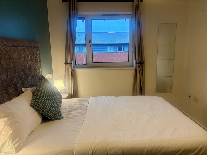 Room 5, Peaceful Urban Retreat in Wolverhampton City, Wolverhampton