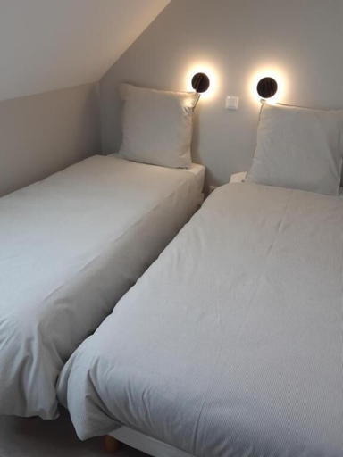 Bedroom 2, Oh Fleurs des Champs, Loir-et-Cher