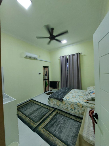 Room 4, Homestay Selesa KBB Guest House, Kuala Terengganu