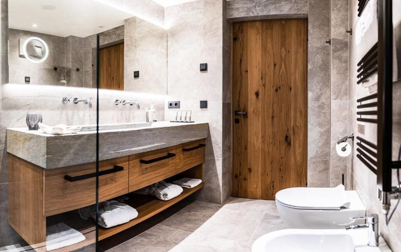 Bathroom 4, Hotel Granbaita Dolomites, Bolzano