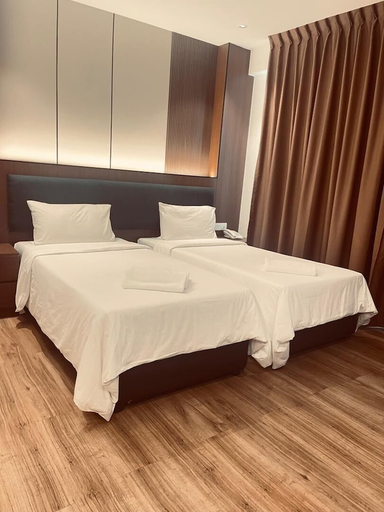 Bedroom 2, New Glow Hotel Miri, Miri