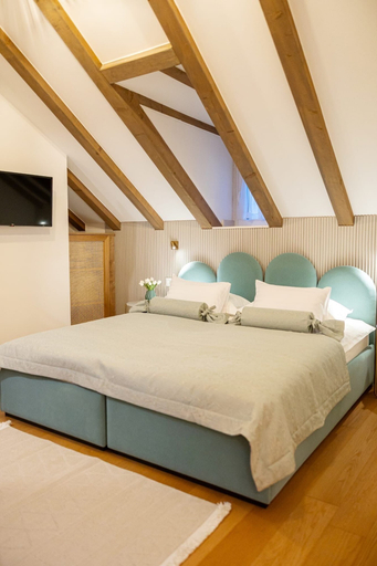 Room 5, Casa di Pietra Stone House, Kaštela