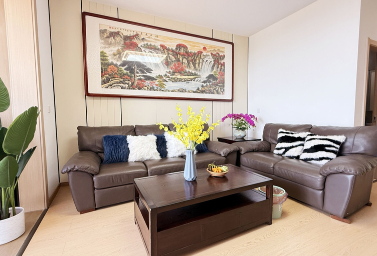 Living area 3, Lakefront 3BRM Holiday Villa in Kunming, Kunming