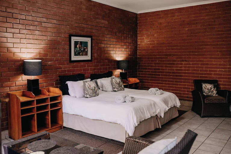 Room 2, La Rona Hospitality Services, Bojanala