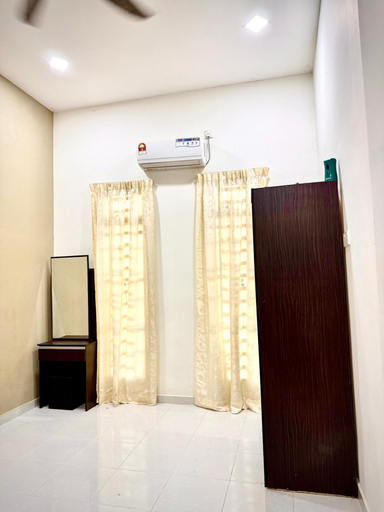 Interior 4, Homestay Selesa KBK Guesthouse, Kuala Terengganu