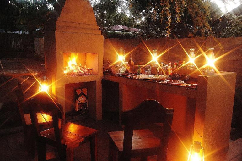 Food & Drinks 4, Bothabelo Lodge, Mopani