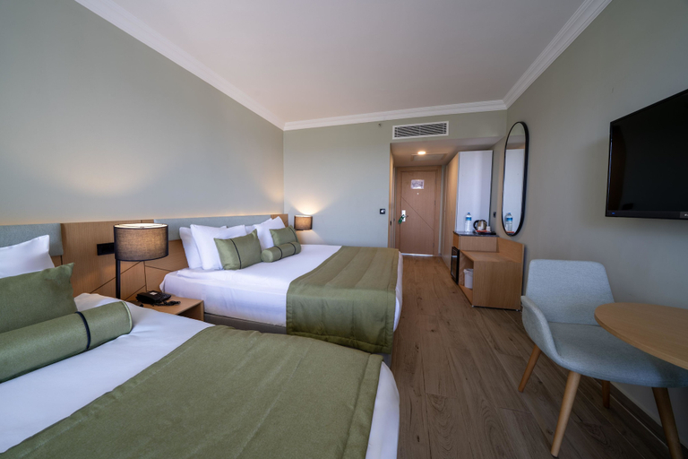 Bedroom 4, Agaya Didim Resort Hotel -Ultra All Inclusive, Didim