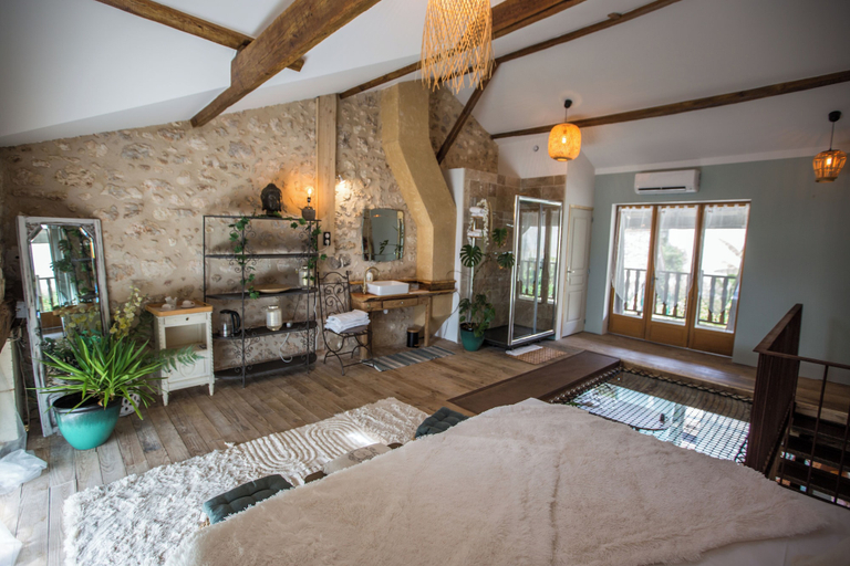Room 3, Domaine de Beaufort, Dordogne