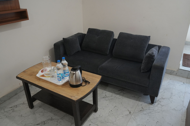 In-room dining, S L N COMFORT, Bangalore