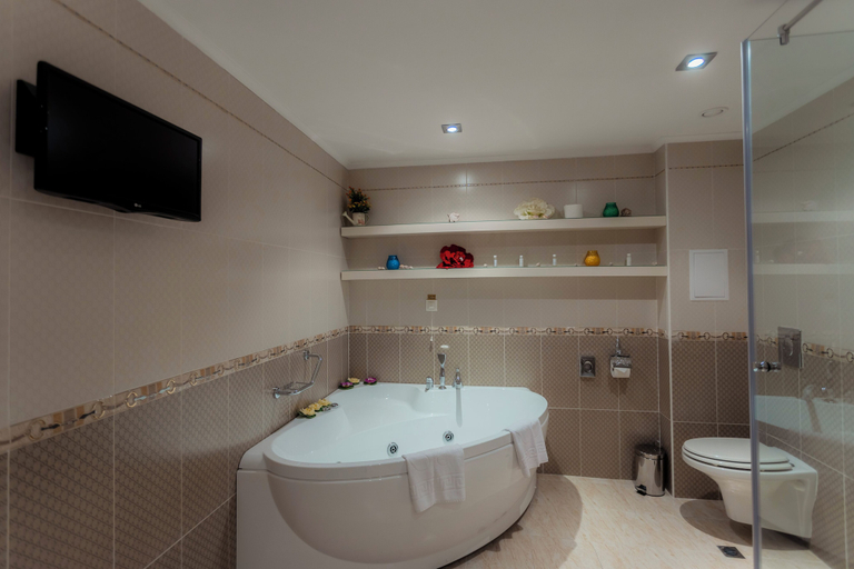 Bathroom 4, Hotel Palace Marina Dinevi, Nesebar