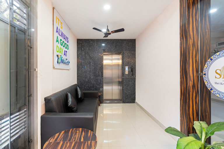 Elevator 2, Treebo Sri Krishna Palace, Khordha