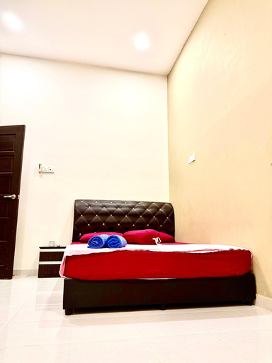 Room 5, Homestay Selesa KBK Guesthouse, Kuala Terengganu