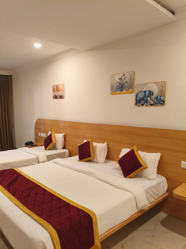 Room 5, THE HIGH POINT INN & SUITE, Udupi