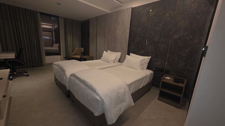Room 5, Citrus Classic Manyata Tech Park Gate number 5”, Bangalore